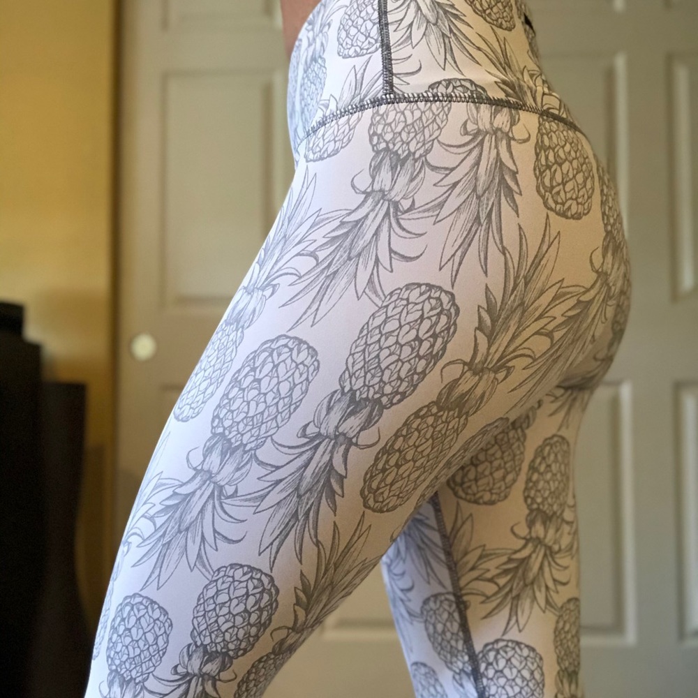 Love Fitness Pineapple Leggings